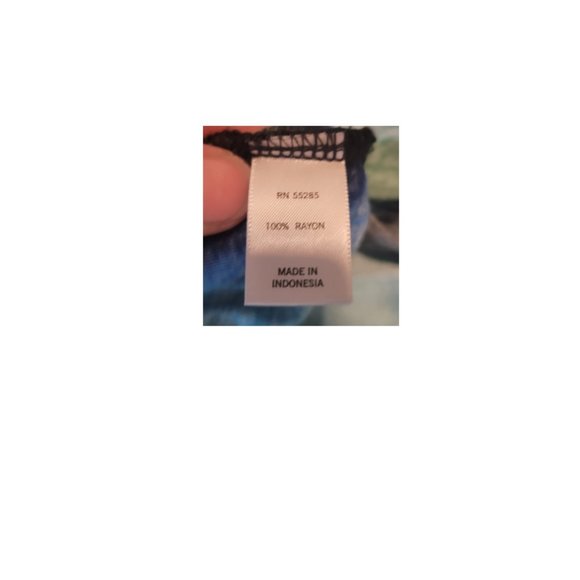 Fun summer top or beach cover up Medium Tie Dyed - Picture 5 of 5